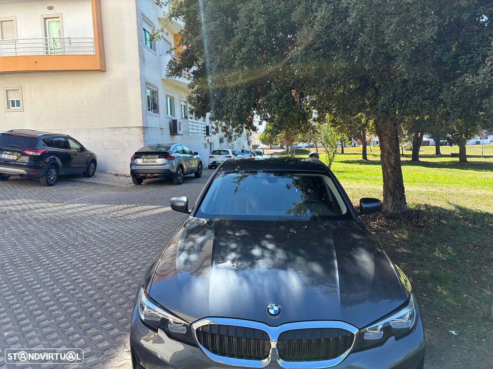 BMW 330 e iPerformance Advantage - 6