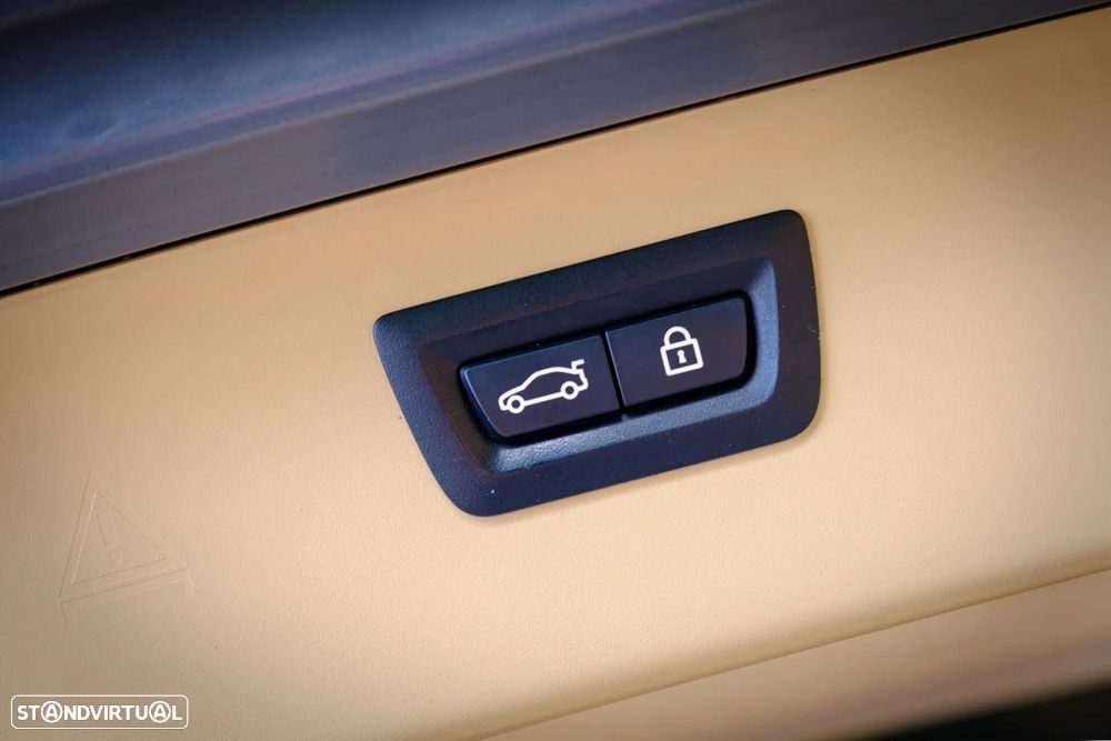 BMW 525 d Line Luxury Auto - 28