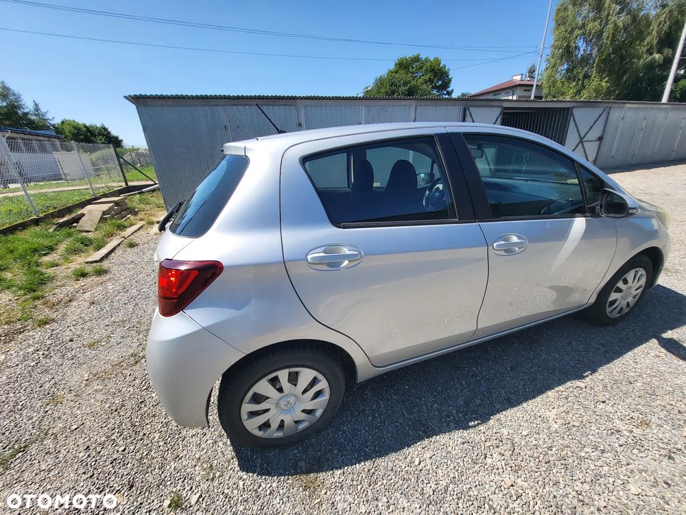 Toyota Yaris 1.33 Active - 12