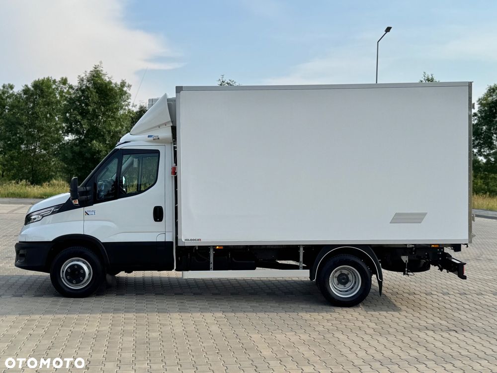 Iveco Daily‼️72C18‼️2021r 3.0 HI-MATIC Chłodnia/Mroźnia zakres -32C THERMO KING V-500 MAX Źródło Zasilania 400V Grube Ściany/Podłoga Przegroda komorowa‼️ Full LED na bliźniaku Salon Polska DMC7200kg - 9