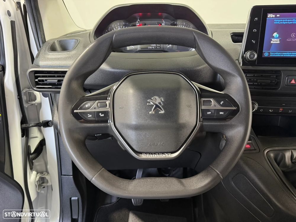 Peugeot PARTNER 1.5 BLUEHDI 102 CV - 3 LUGARES - IVA DEDUTIVEL - 26