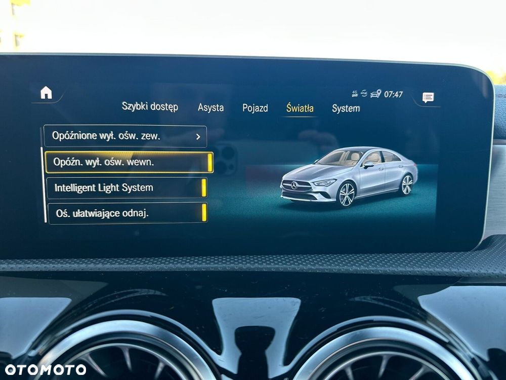 Mercedes-Benz CLA 250 AMG Line - 26