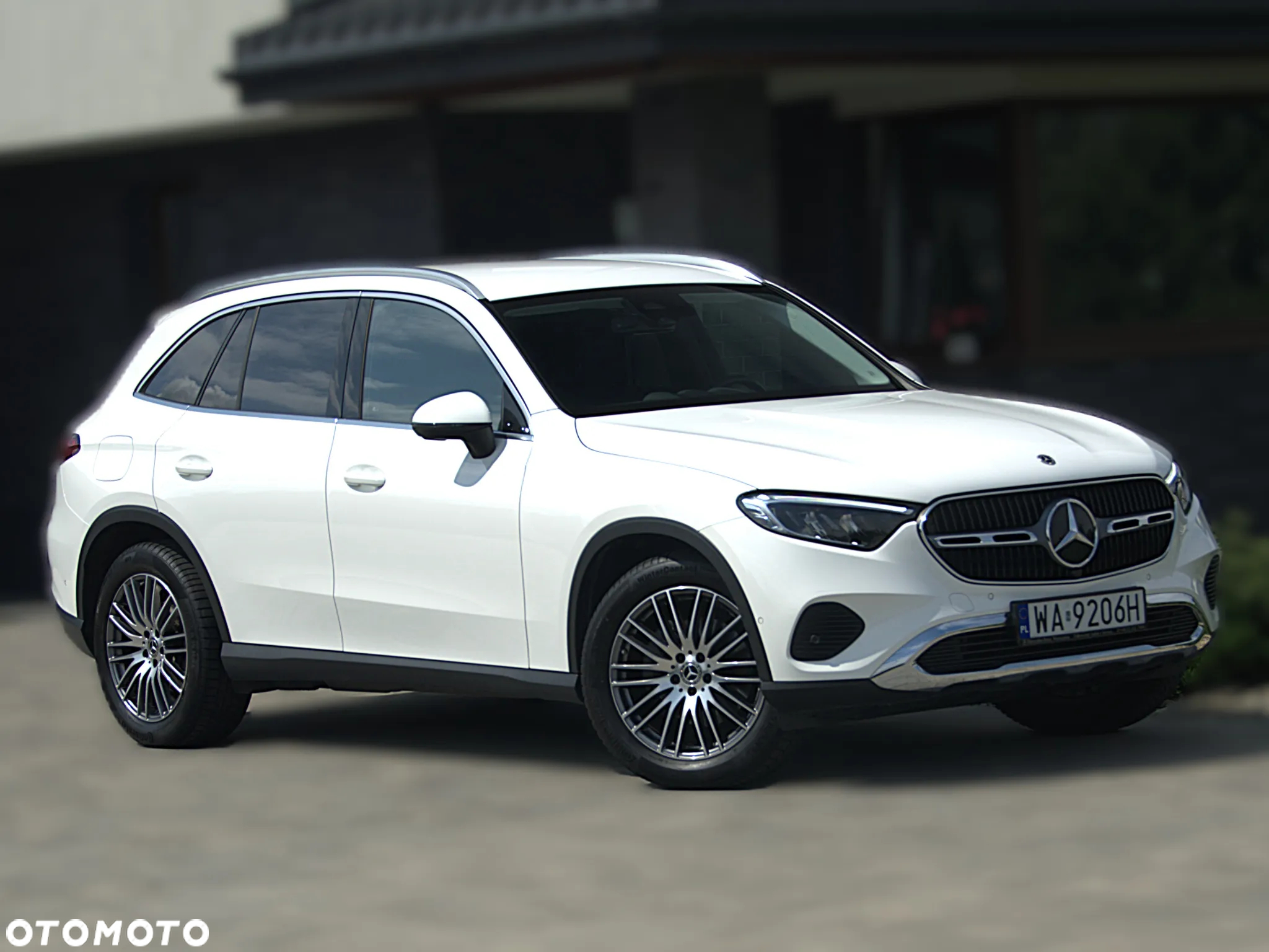 Mercedes-Benz GLC - 4