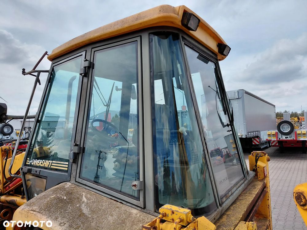JCB 4 CX - 17
