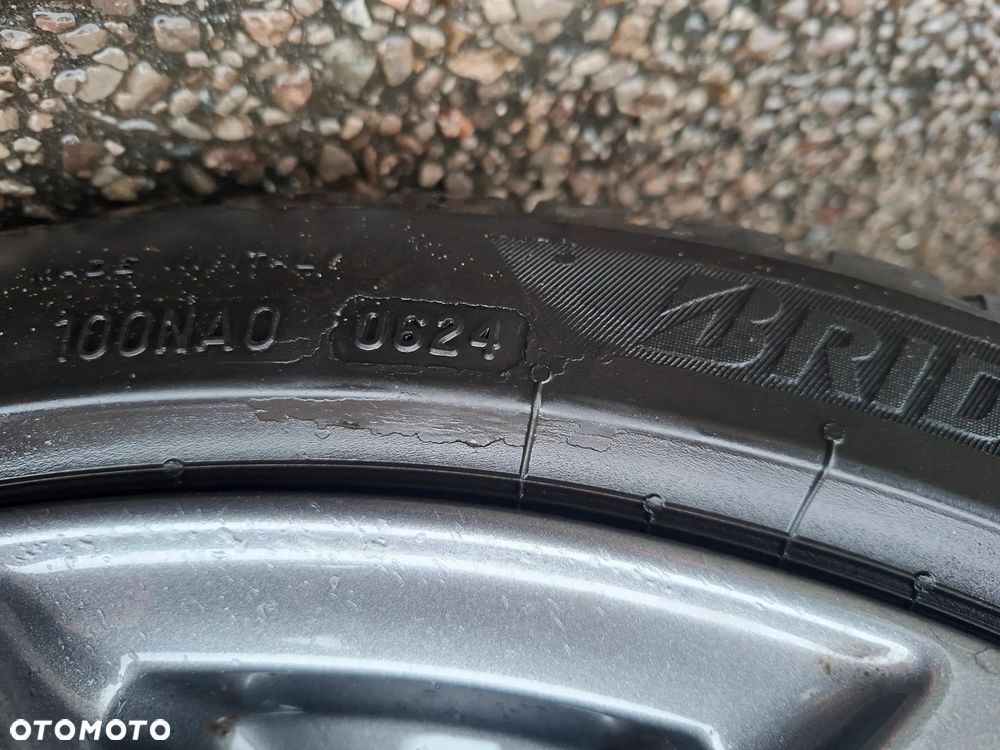 Ford Fiesta 1.0 EcoBoost S&S ST-LINE X - 22