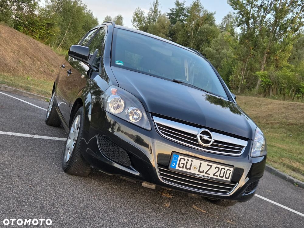Opel Zafira 1.8 Family - 1
