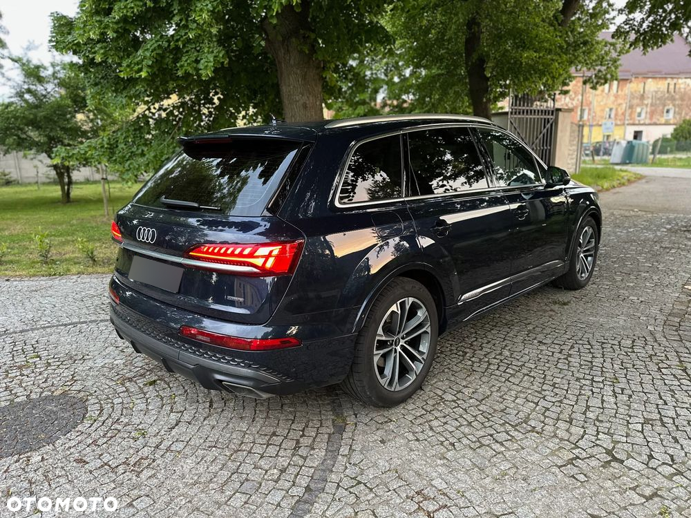 Audi Q7 - 6