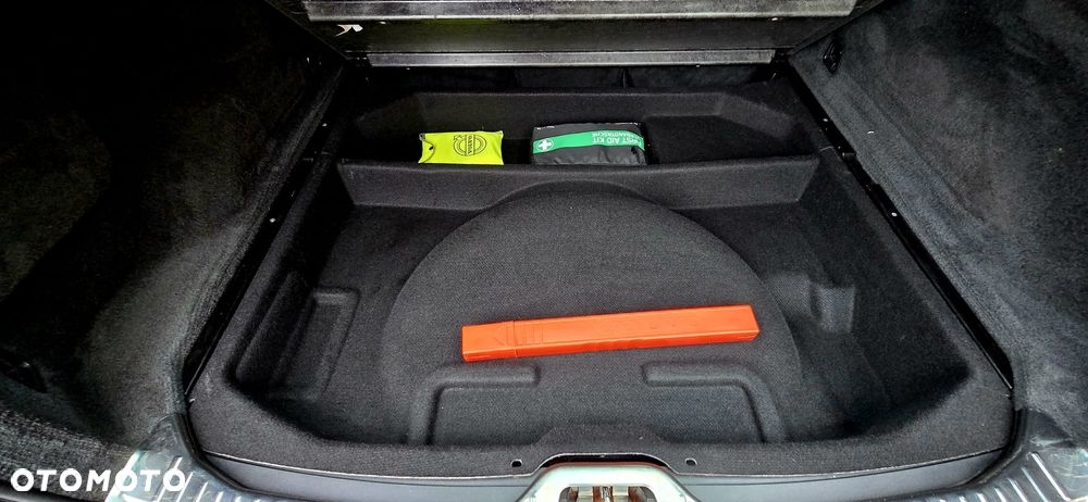 Volvo XC 60 D4 Drive-E R-Design Momentum - 13