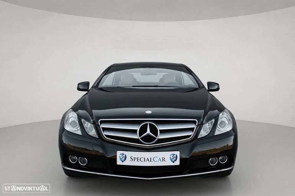 Mercedes-Benz E 250 CGi Avantgarde BlueEfficiency Auto - 2