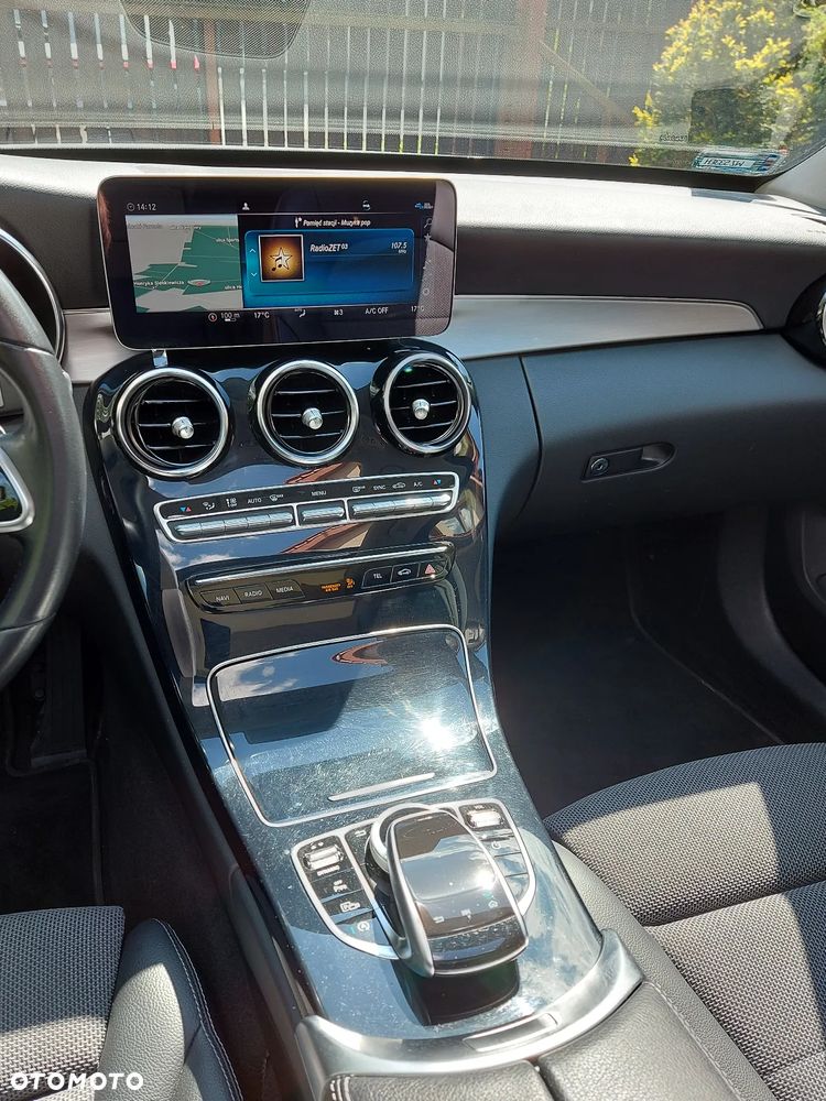 Mercedes-Benz Klasa C 220 d 4Matic 9G-TRONIC - 14