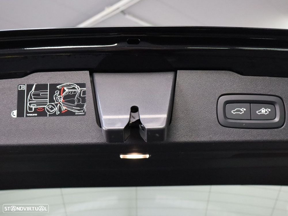 Volvo V60 2.0 T8 AWD TE Inscription - 25