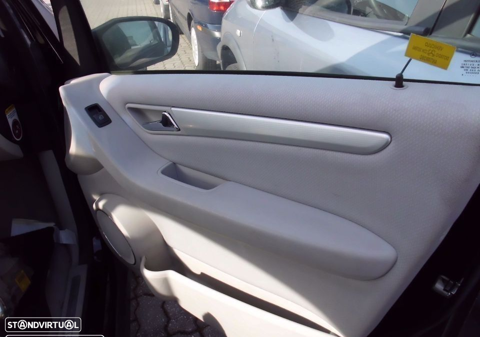 Peças Mercedes-Benz Classe A (W169) - 23