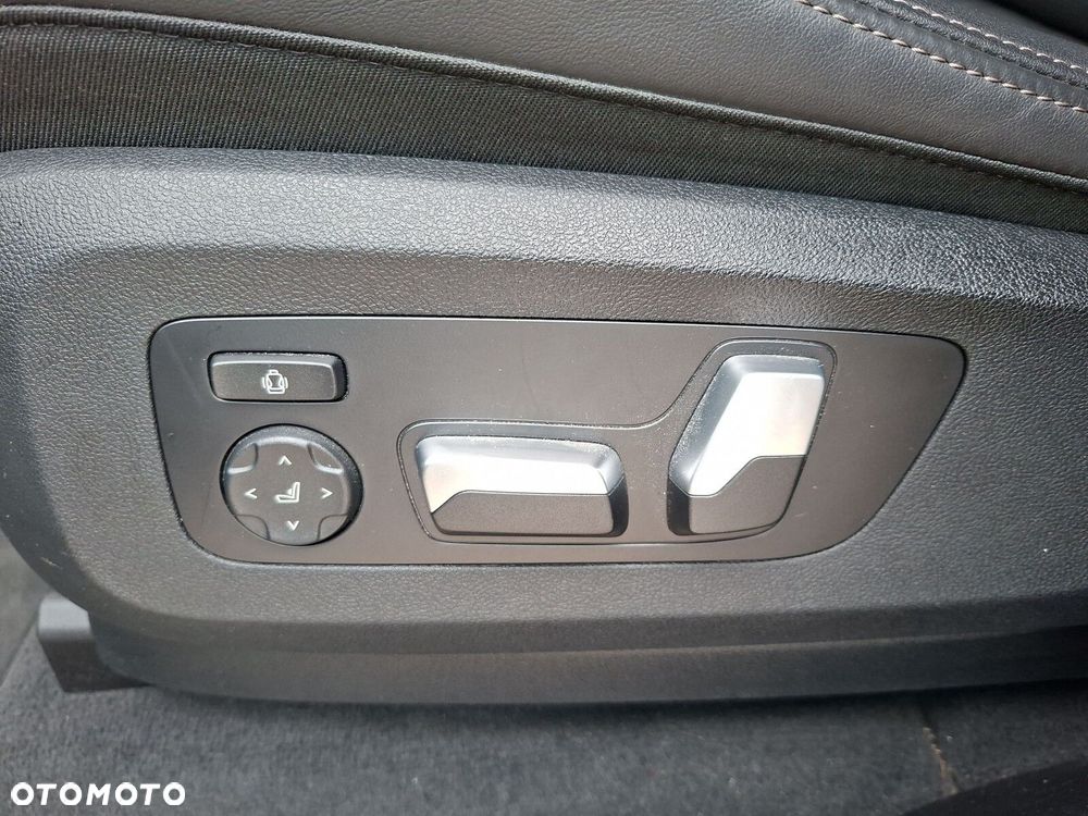 BMW X5 xDrive30d mHEV - 24