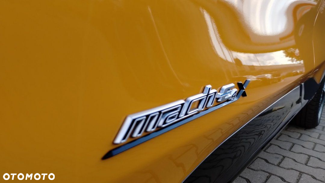 Ford Mustang Mach-E - 12
