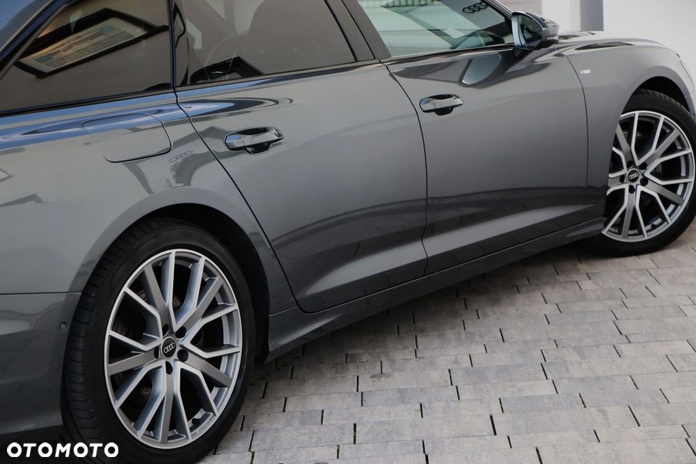 Audi A6 Avant - 18