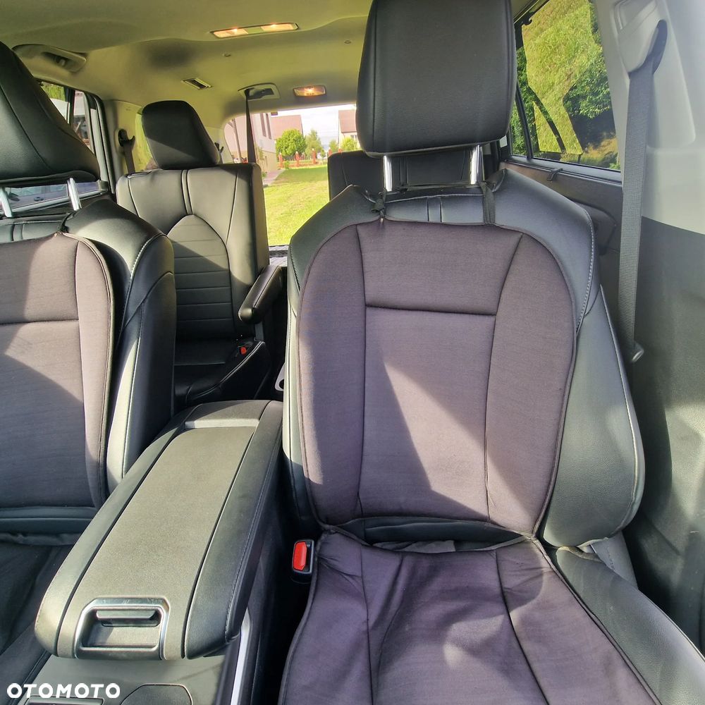 Toyota Highlander 2.5 Hybrid Comfort - 11