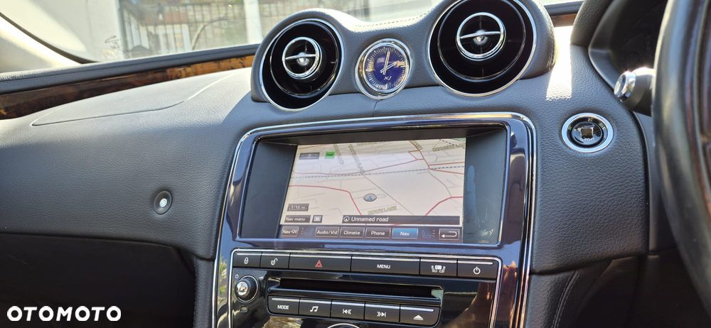 Jaguar XJ 3.0 V6 S Luxury - 22