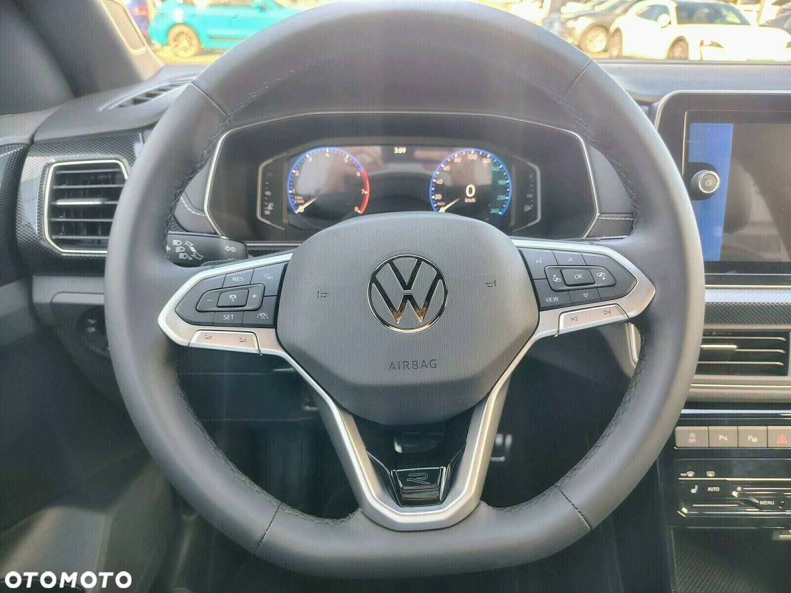 Volkswagen T-Cross - 11