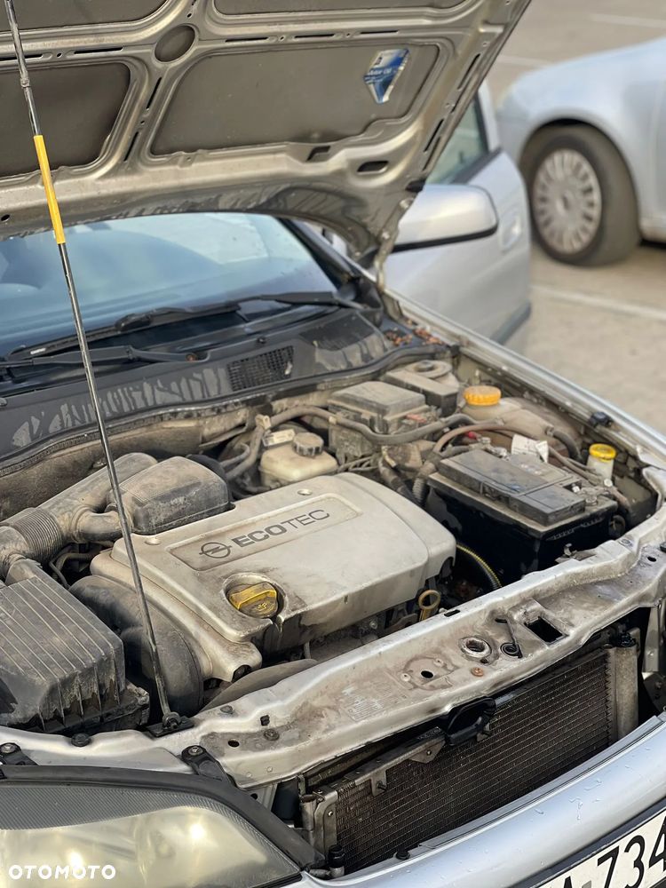 Opel Astra II 1.6 NJoy - 3