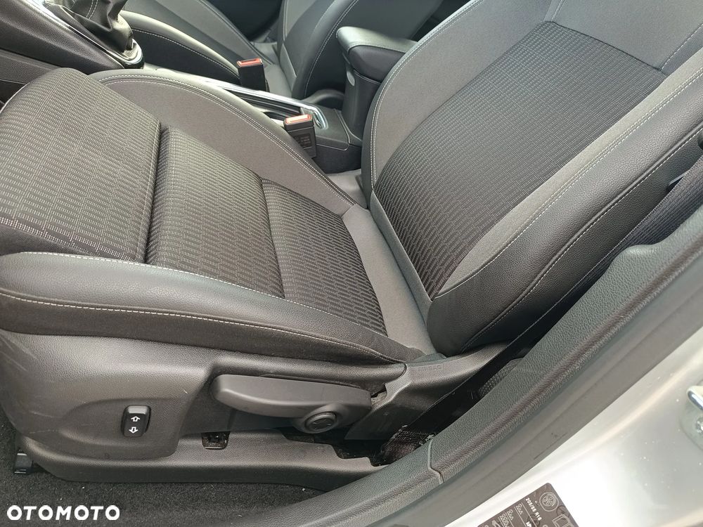 Opel Astra 1.2 T Business Elegance S&S - 30