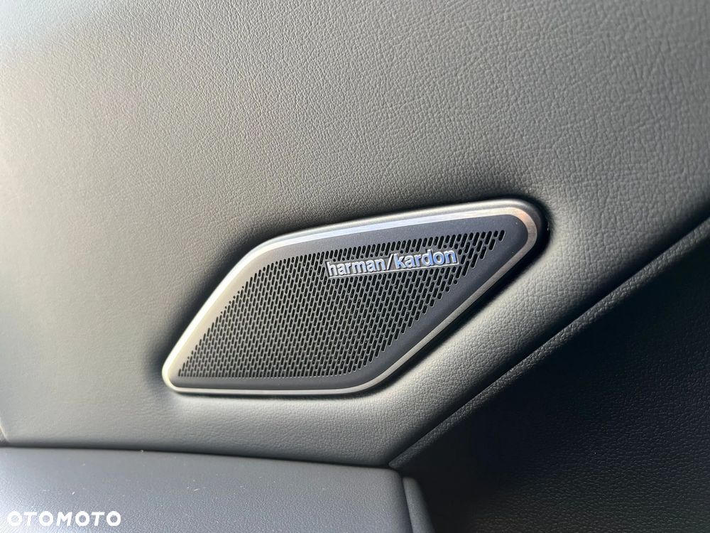 Volkswagen T-Roc 1.5 eTSI OPF DSG R-Line - 16