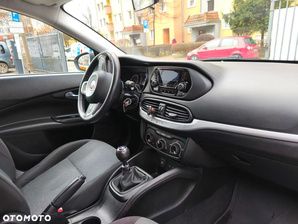 Fiat Tipo 1.4 16v Easy - 15