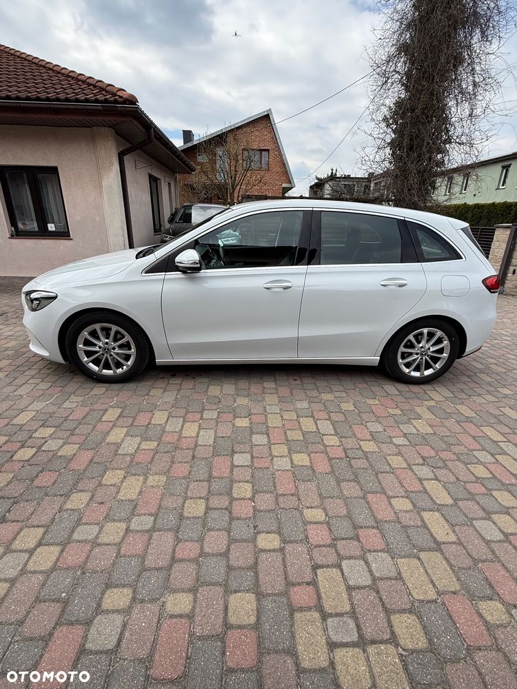 Mercedes-Benz Klasa B 180 7G-DCT - 8