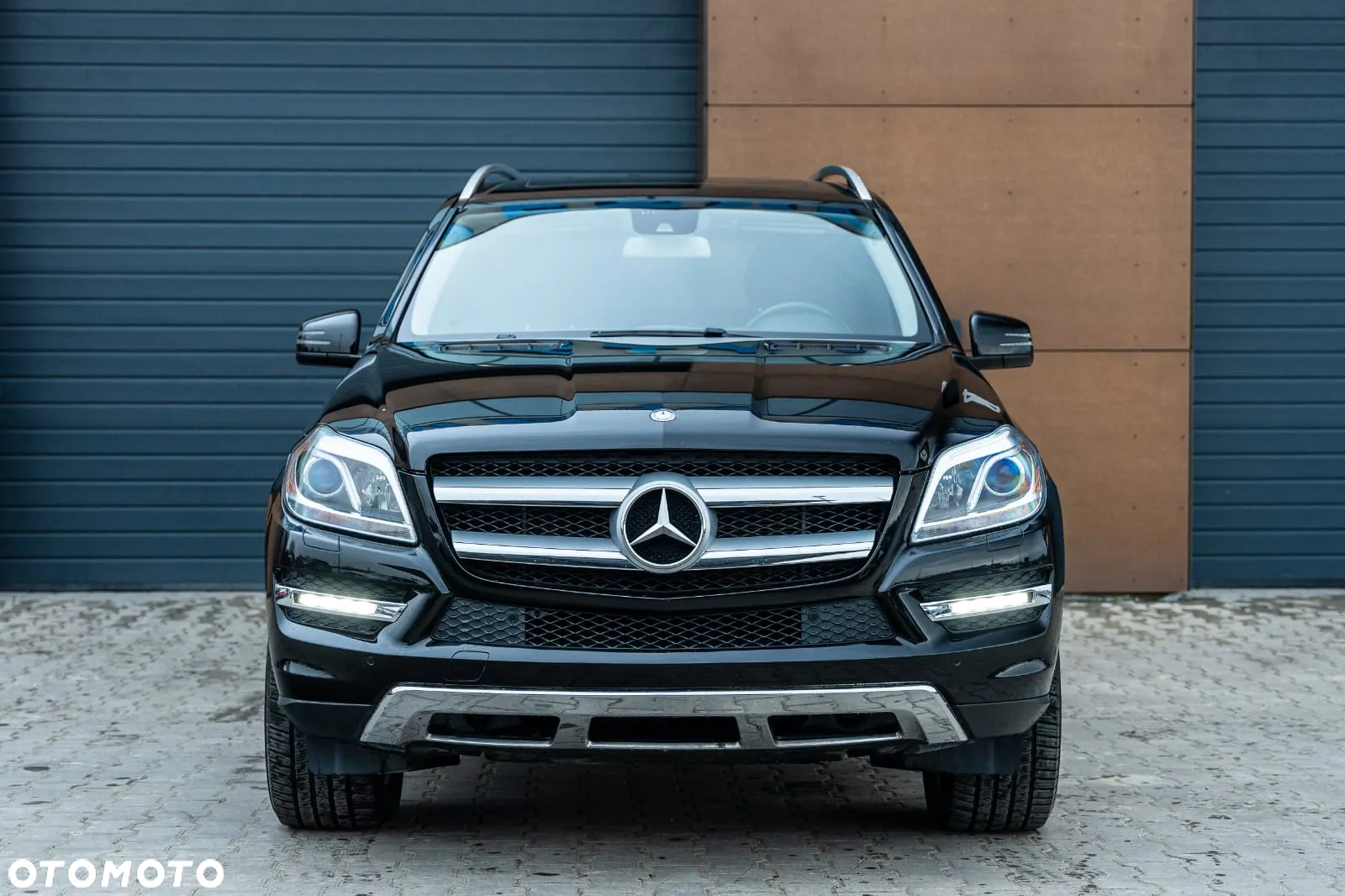 Mercedes-Benz GL - 14
