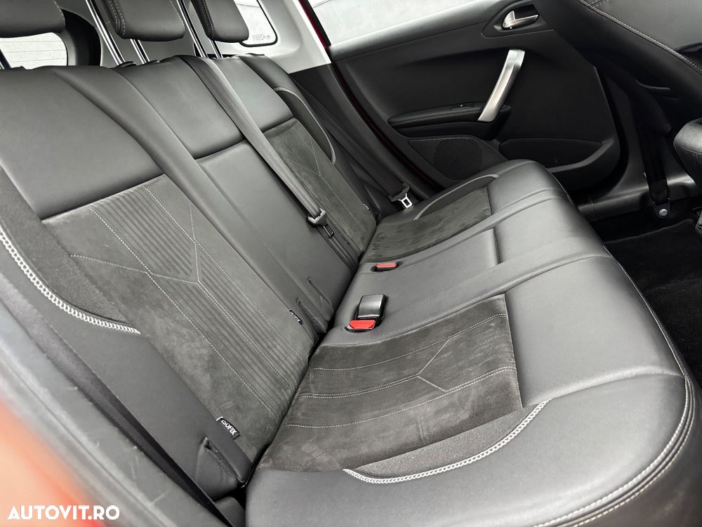 Peugeot 2008 e-HDi FAP 115 STOP & START Business-Line - 13