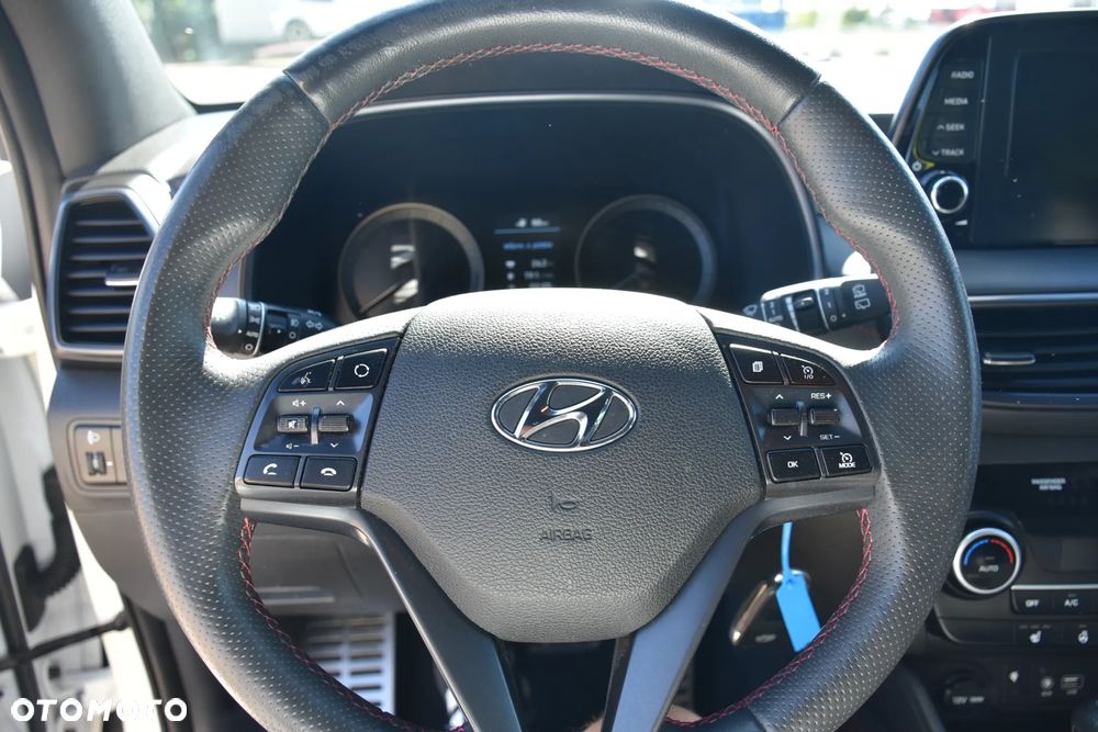 Hyundai Tucson 1.6 GDi 2WD DCT N Line - 24