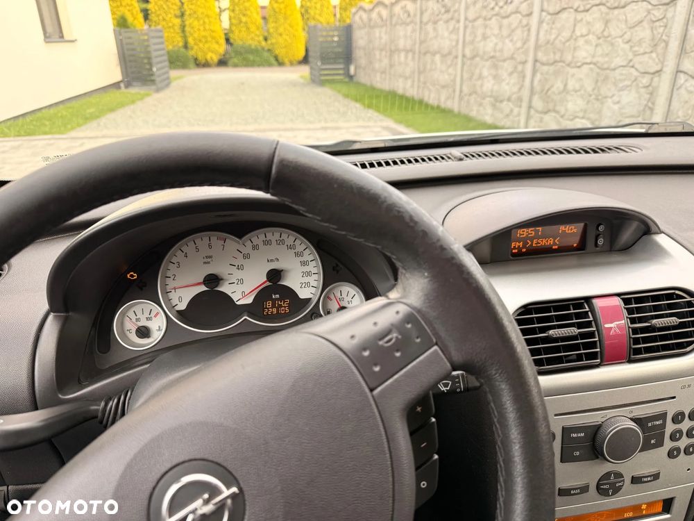 Opel Corsa 1.0 12V - 19