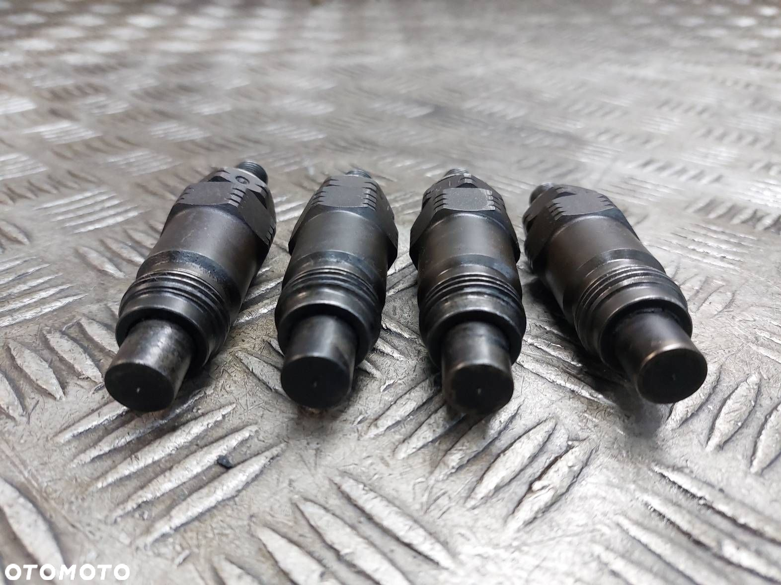 WTRYSK WTRYSKIWACZ KOMPLET KIA SPORTAGE I 2.0 TD 71-059D - 2