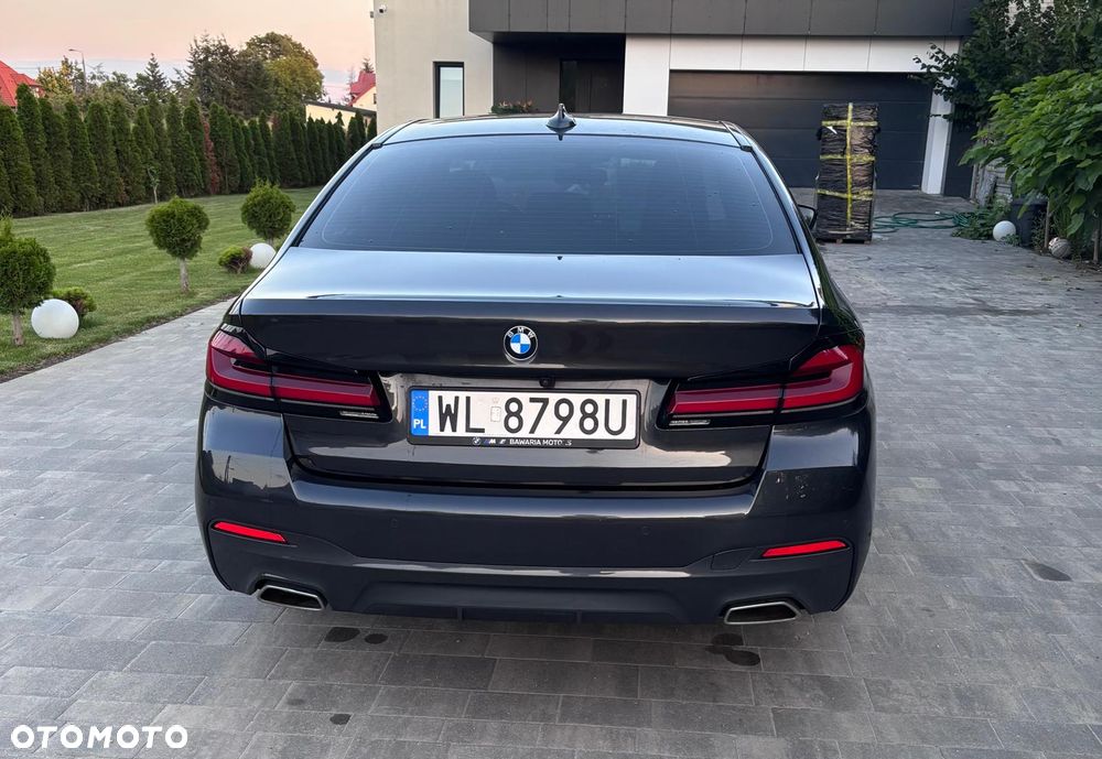 BMW Seria 5 520d xDrive MHEV - 6