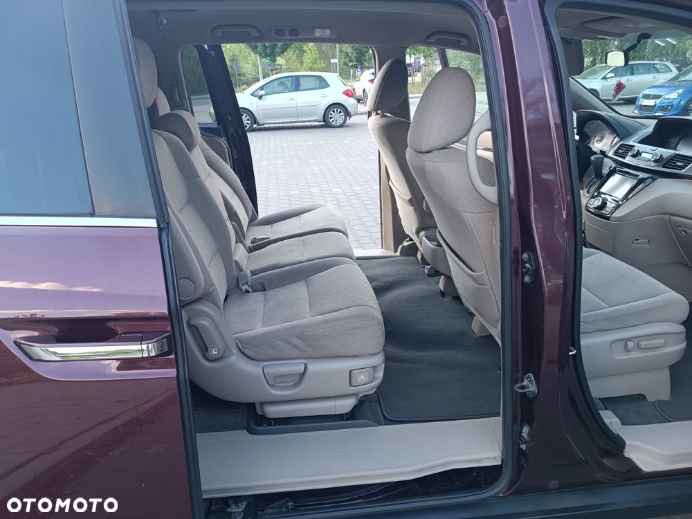 Honda Odyssey 3.5 LX - 11