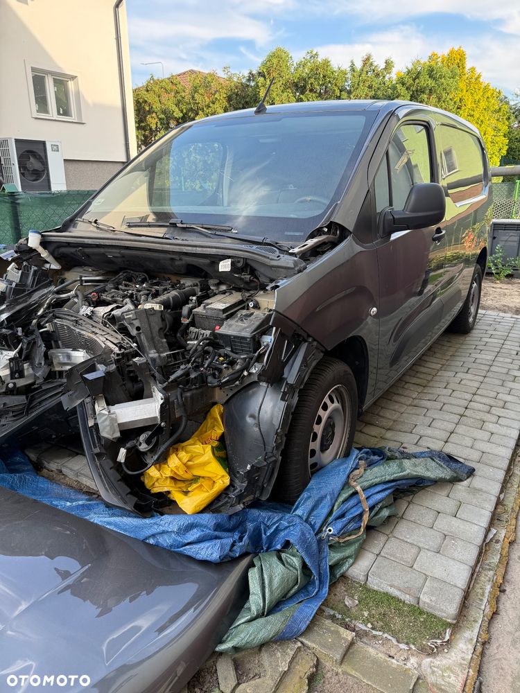 Opel Combo 1.5 CDTI Essentia S&S - 15