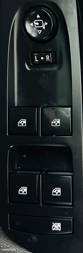 Opel Astra 1.5 D Start/Stop Business Elegance - 11