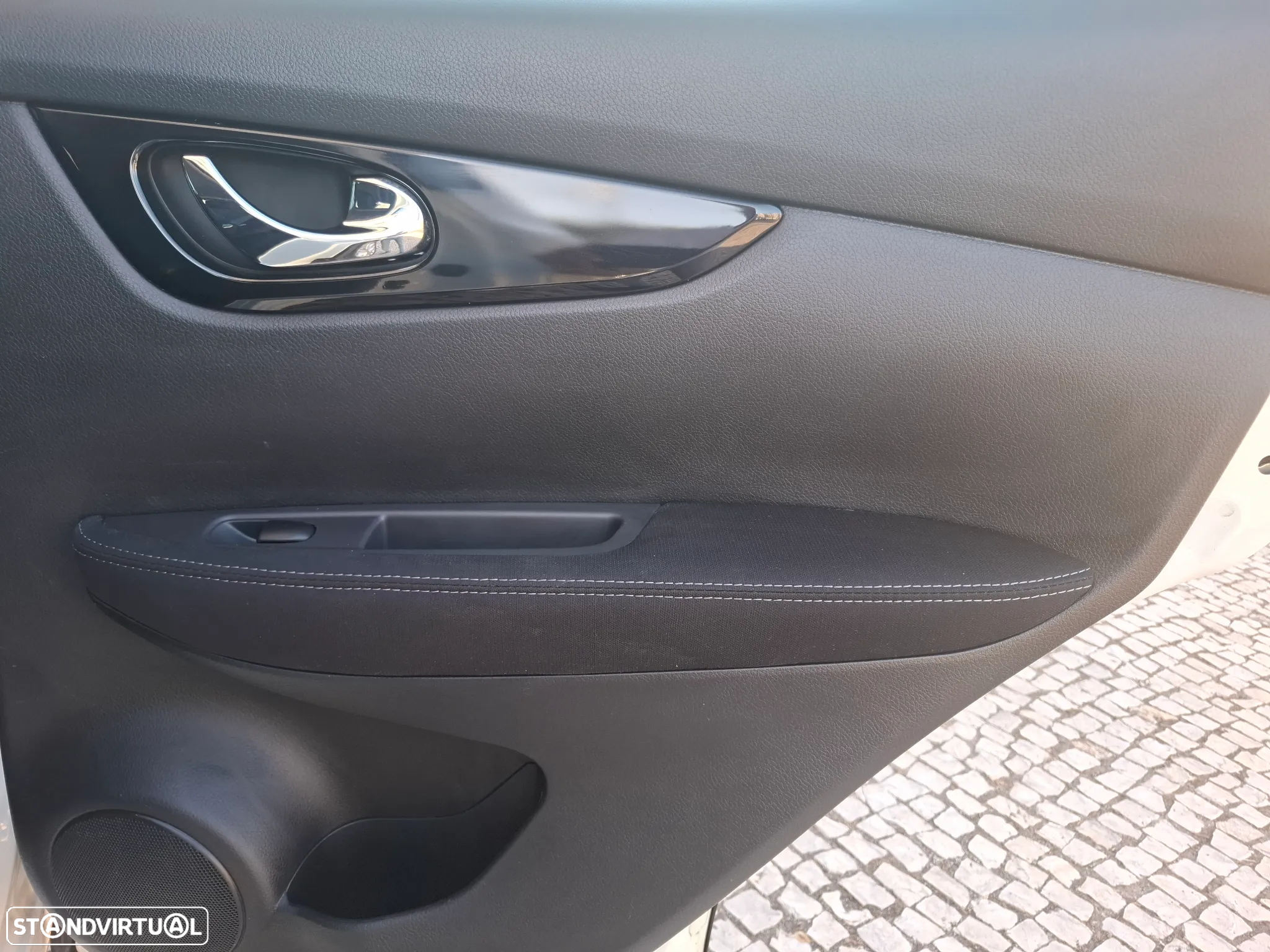 Nissan Qashqai 1.5 dCi N-Connecta - 33