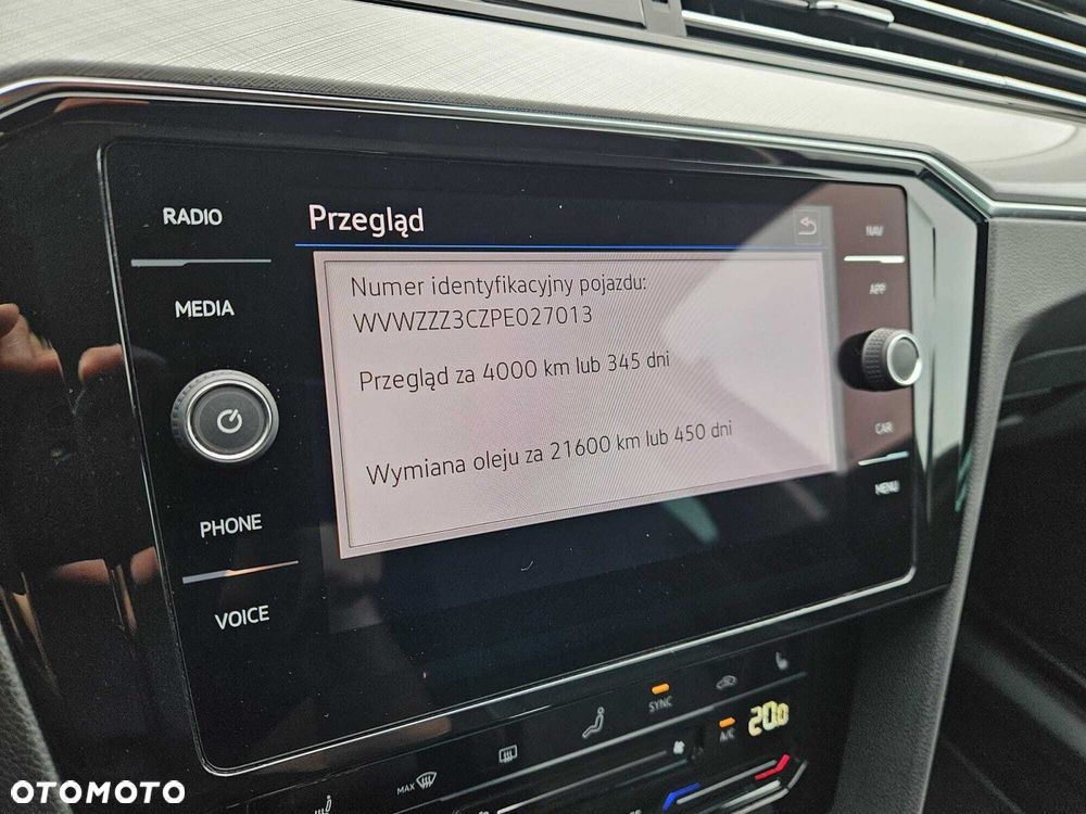 Volkswagen Passat 2.0 TDI EVO Business DSG - 18