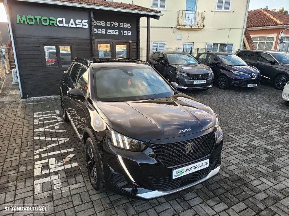 Peugeot e-2008 50 kWh GT - 1