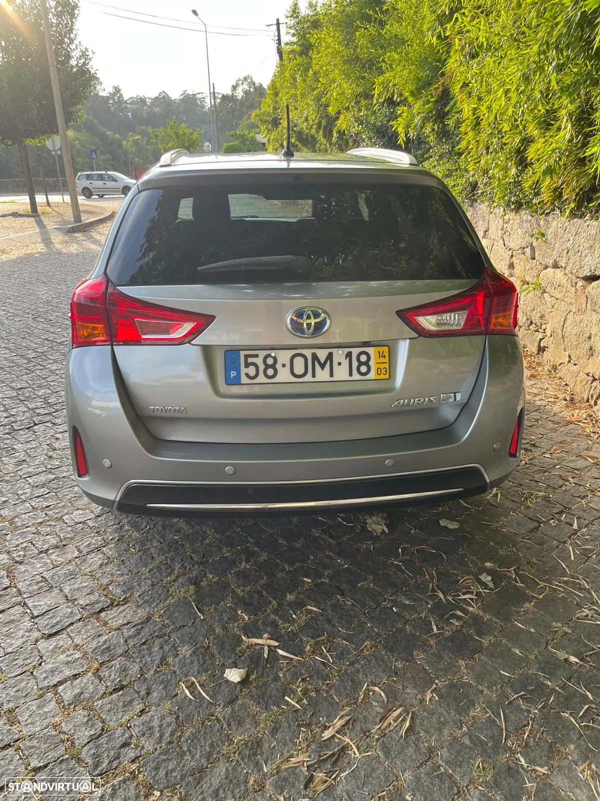 Toyota Auris Touring Sports 1.8 HSD Exclusive+Navi - 6