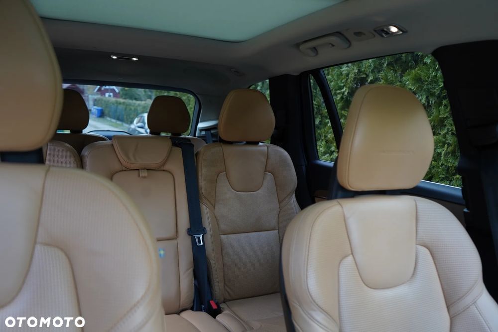 Volvo XC 90 T8 AWD Plug-In Hybrid Inscription 7os - 6