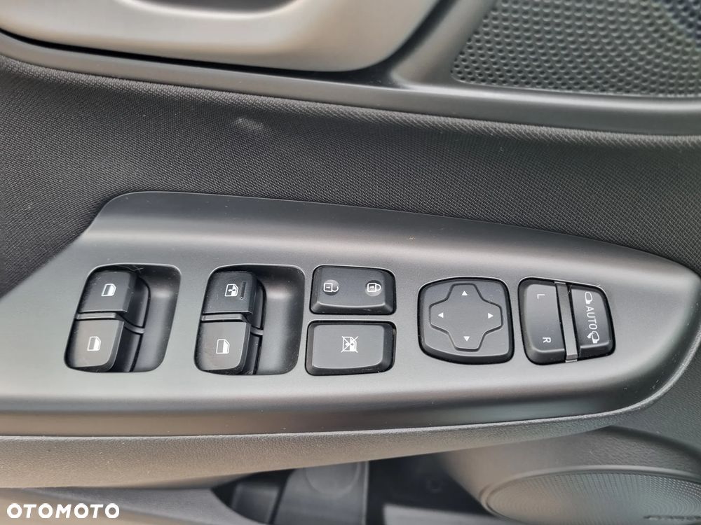 Hyundai Kona - 21