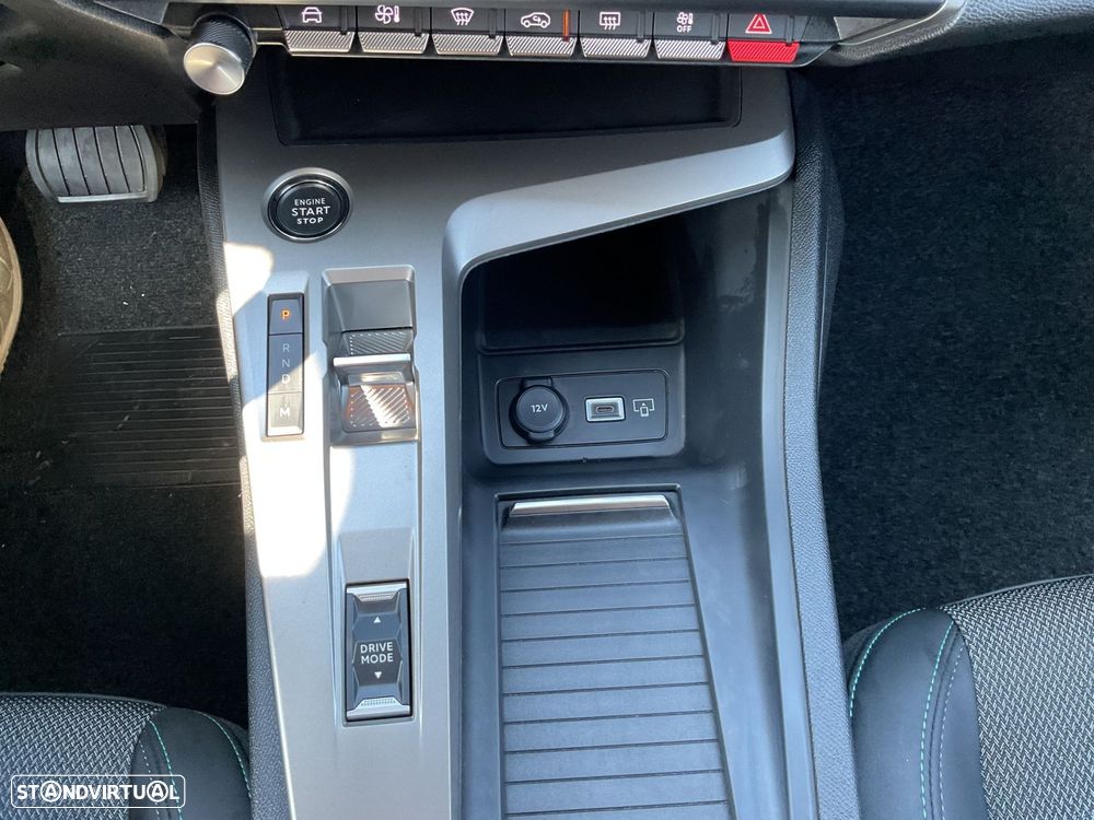 Peugeot 308 SW 1.5 BlueHDi Allure Pack EAT8 - 34