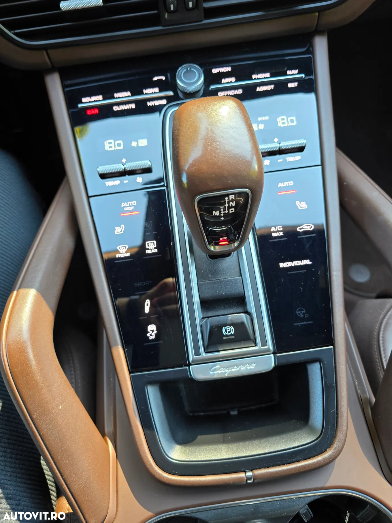 Porsche Cayenne - 13
