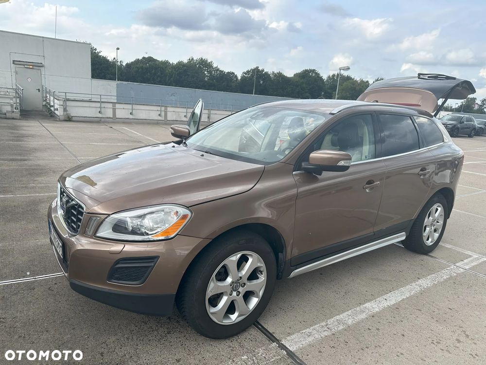 Volvo XC 60 D5 AWD Summum - 1