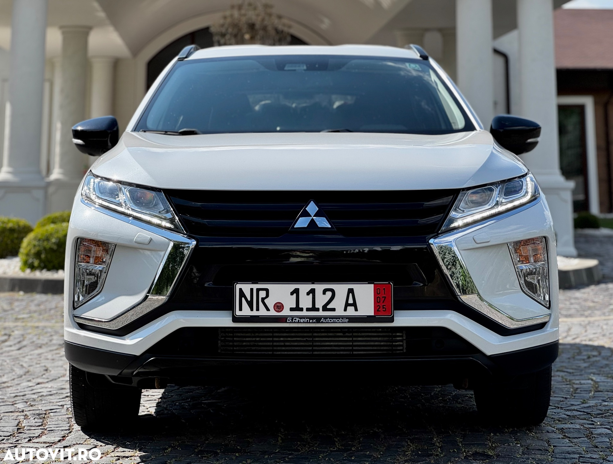 Mitsubishi Eclipse-Cross - 35