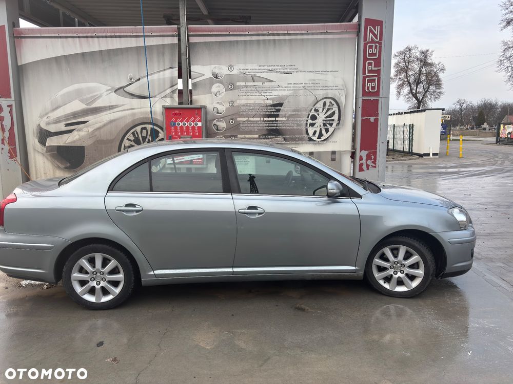 Toyota Avensis 2.0 D-4D Sol - 6