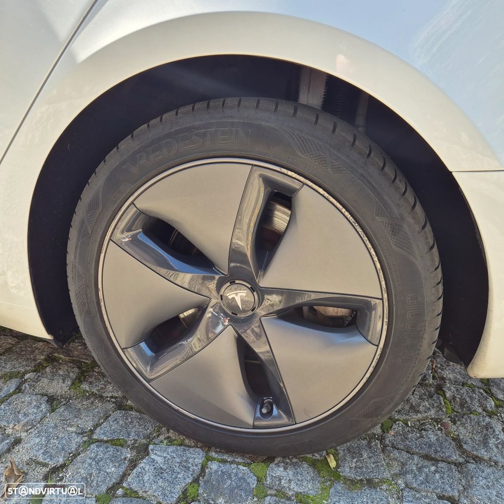 Tesla Model 3 Long Range Tração Integral - 9