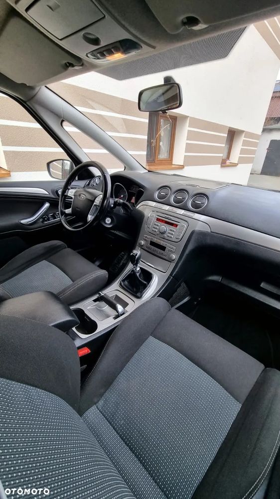 Ford S-Max 2.0 TDCi DPF Champions Edition - 12