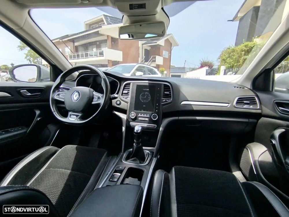 Renault Mégane Sport Tourer 1.6 dCi GT Line J18 - 31